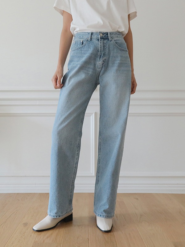 35928 Straight Cut Jeans