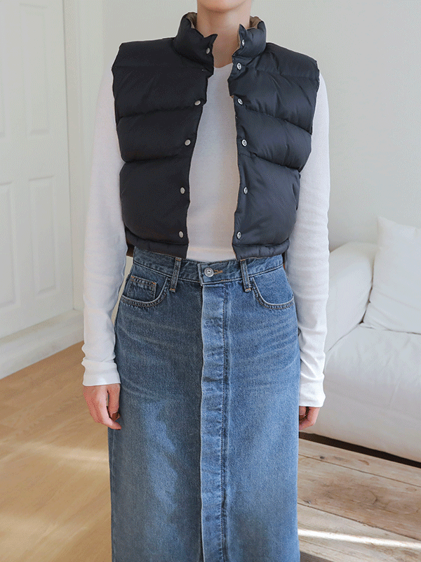 36246 Buttoned Front Cropped Puffer Vest