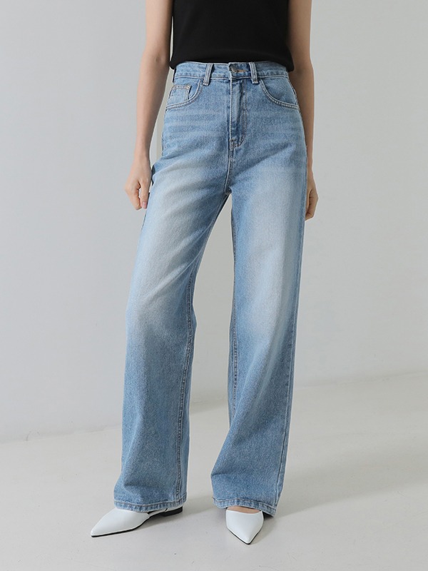 36745 High-Waisted Washed Jeans