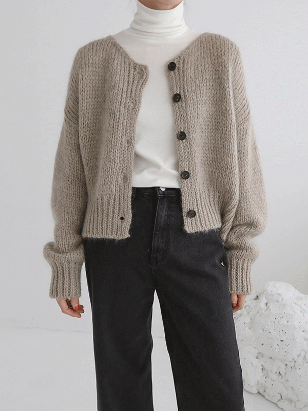 Round Neck Buttoned Cardigan