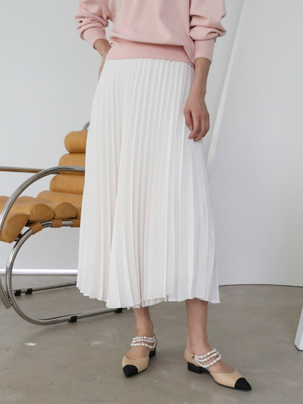 Pleated Solid Tone Long Skirt
