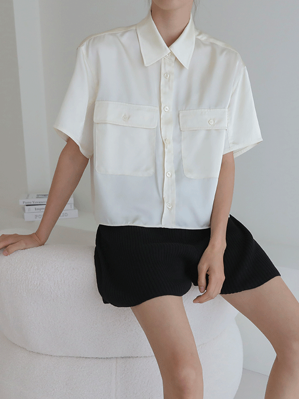 35431 Boxy Buttoned Front Shirt