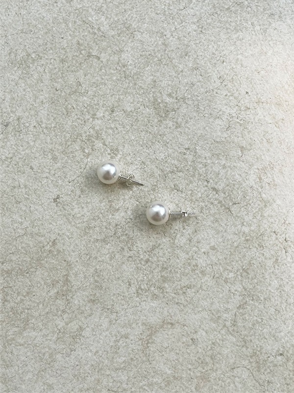 36865 Faux Pearl Detail Silver Earrings