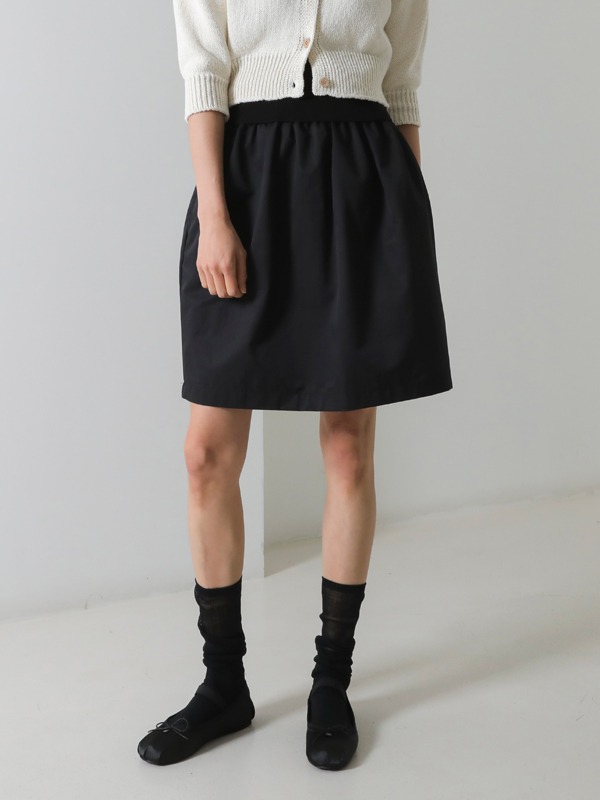 a dipper-banded skirt