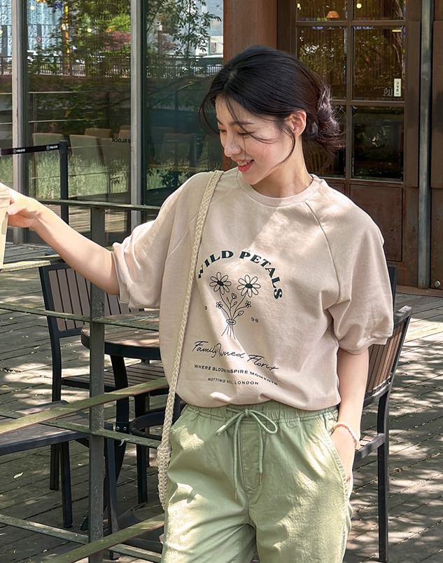 Petal printed short-sleeved sweatshirt