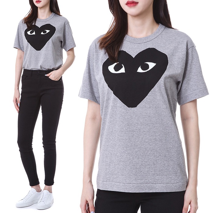 꼼데가르송 블랙하트프린트 여성 라운드 티셔츠 (그레이)AZ T084 051 1