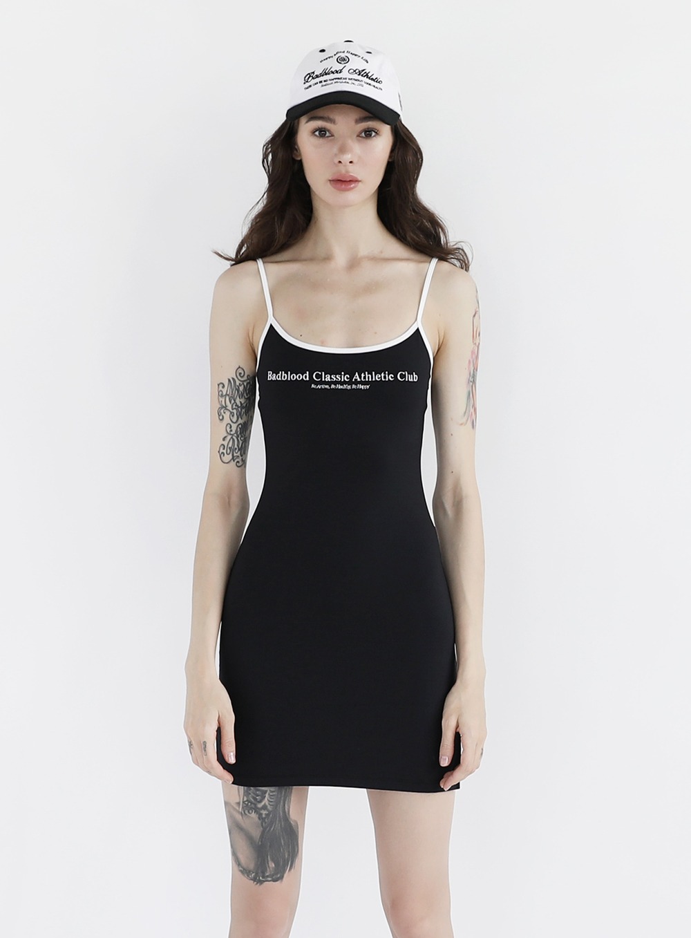 클래식 애슬릭 로고 스파게티 스트링 슬릿 드레스 - 블랙