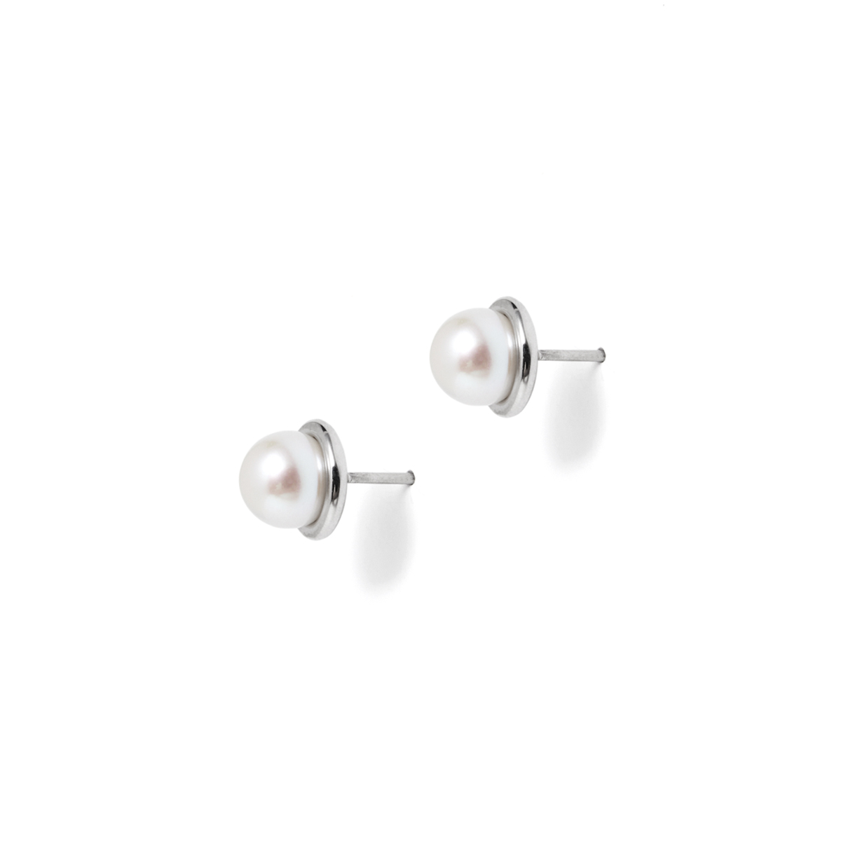 COLD WHITE 6mm PEARL EARRINGS
