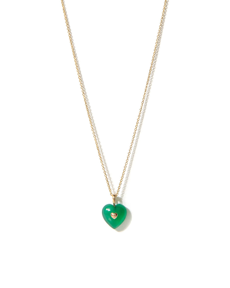 VERY VINTAGE GREEN CHALCEDONY HEART PENDANT NECKLACE