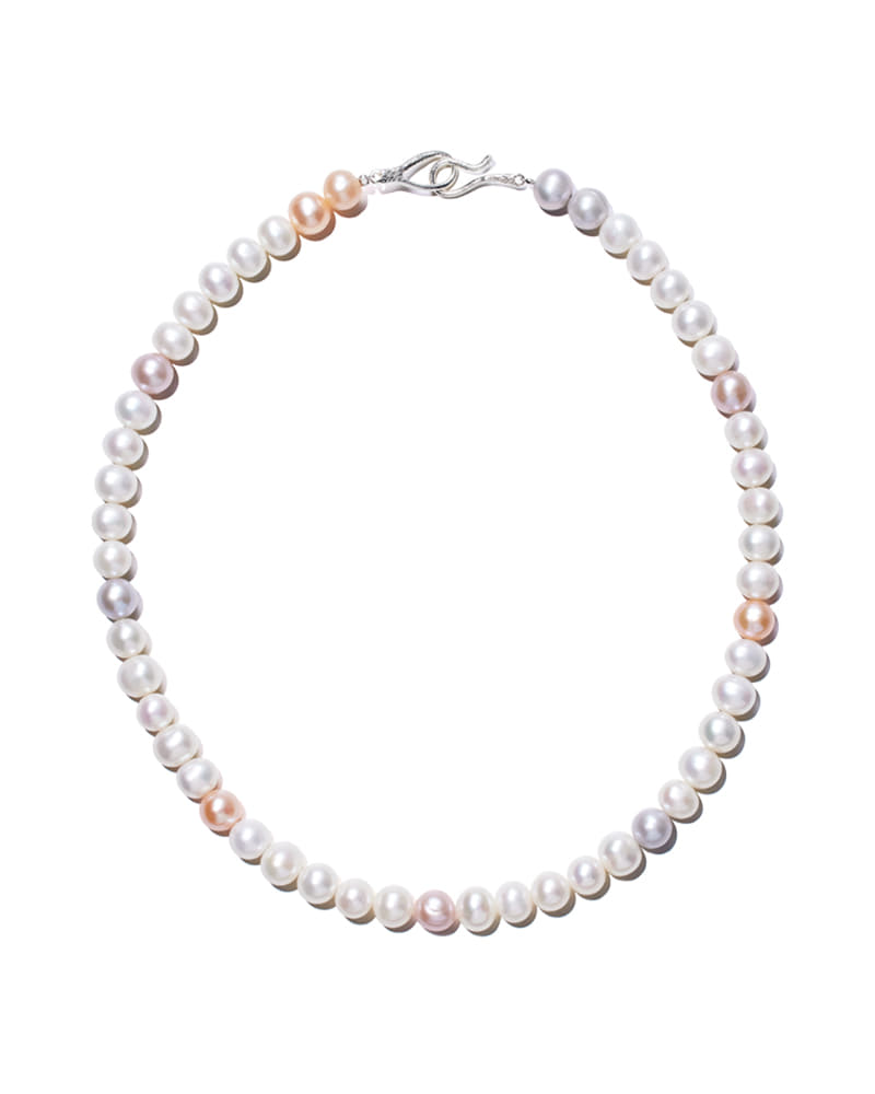 MELODY PEARLS NECKLACE