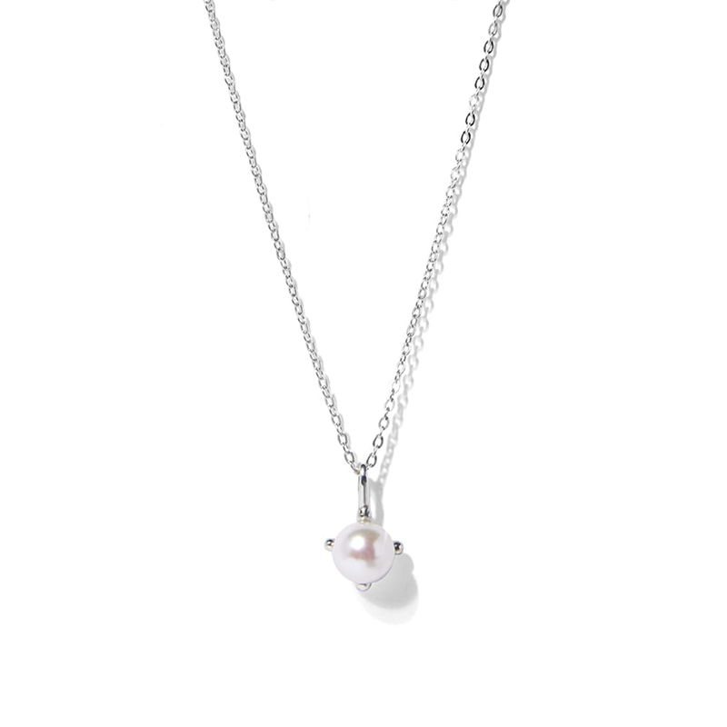 ROMANTIC SALTWATER-PEARL NECKLACE