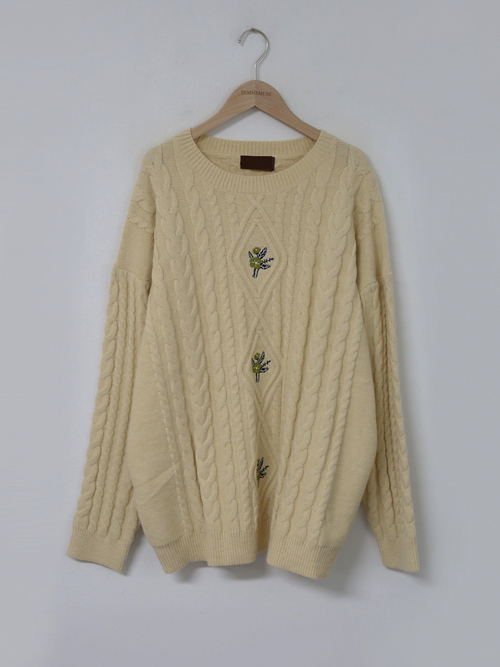 (VINTAGE)FLOWER EMBROIDERY CABLE KNIT