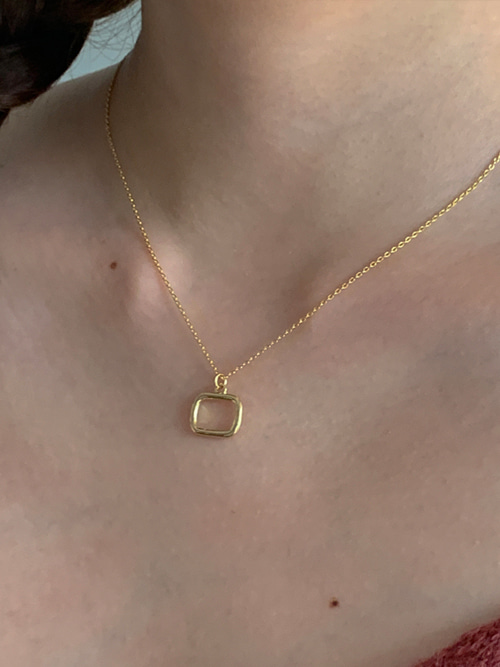 SQUARE SIMPLE NECKLACE(GOLD, SILVER 2COLORS!)