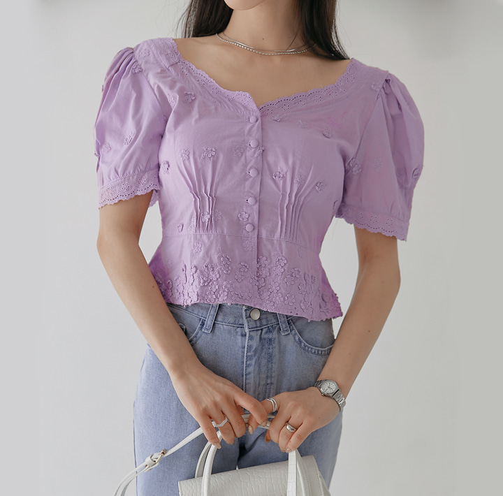 [TOP] NEDY FLOWER NEEDLE LACE PUFF 1/2 BLOUSE
