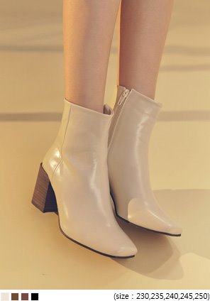 [SHOES] WOOD SQUARE ANKLE BOOTS