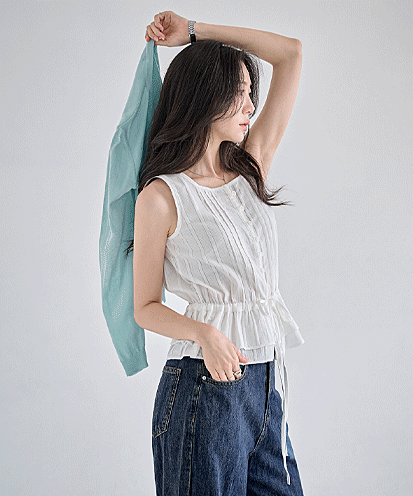 베븐 핀턱 스트랩 슬리브리스 블라우스 (여름/썸머/데일리룩/일상룩/페미닌룩/러블리룩/나시/데이트룩)