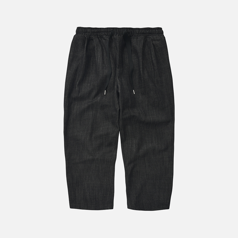 Denim two tuck relaxed pants _ black