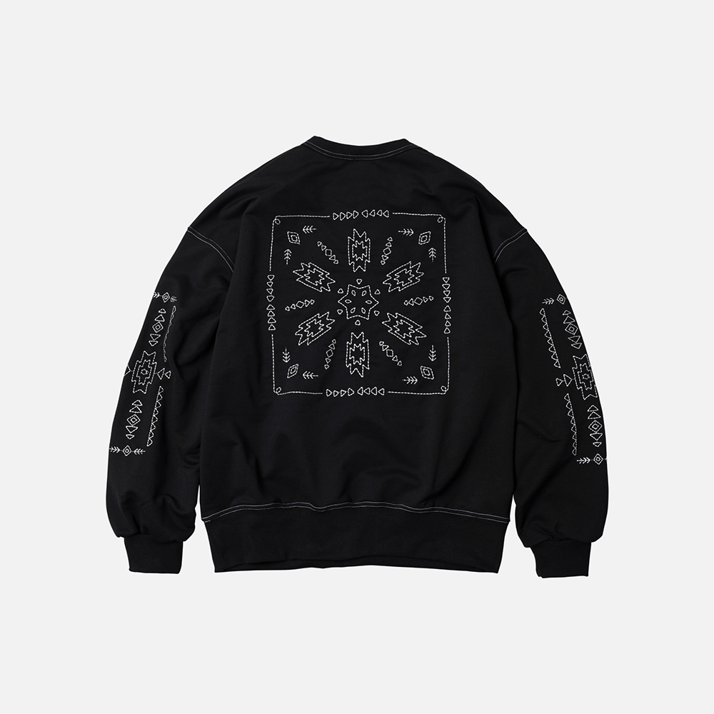 Navajo needlework sweatshirt _ black