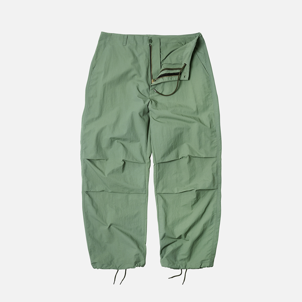 Nylon ripstop parachute pants _ sage green