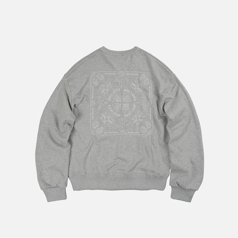 Needlework stitch sweatshirt _ light gray