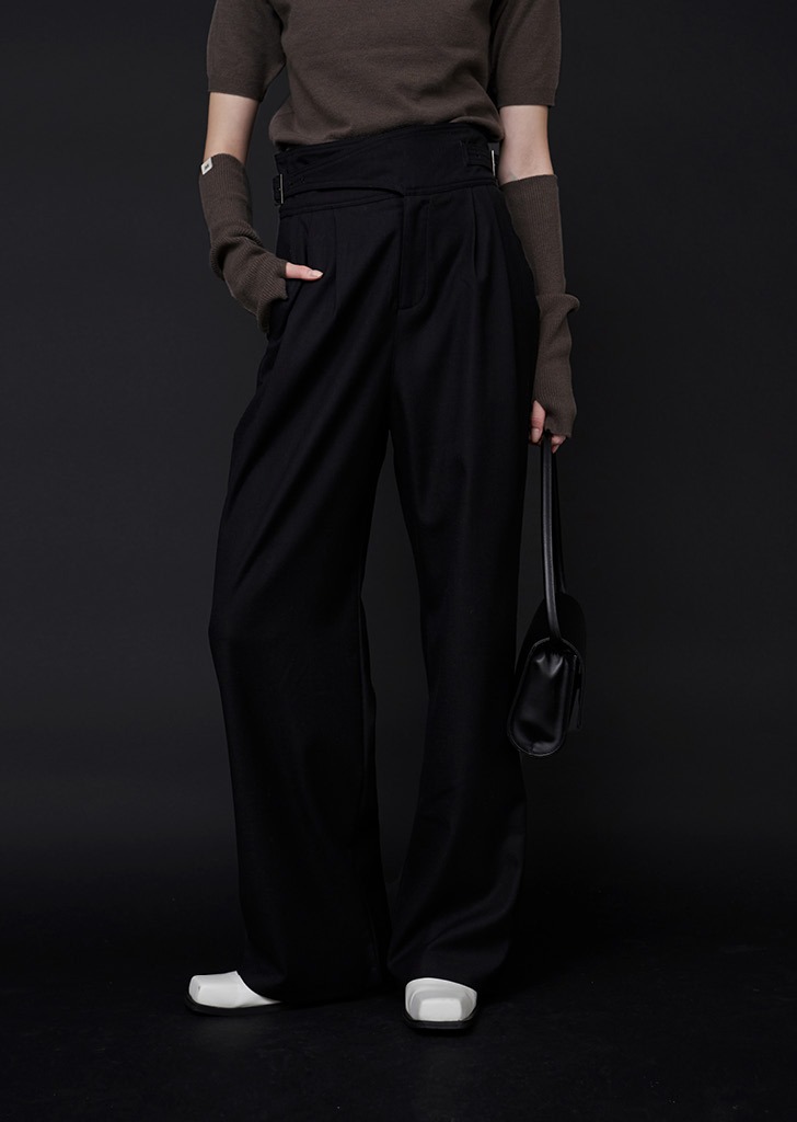 High-Rise Buckled Trousers Black