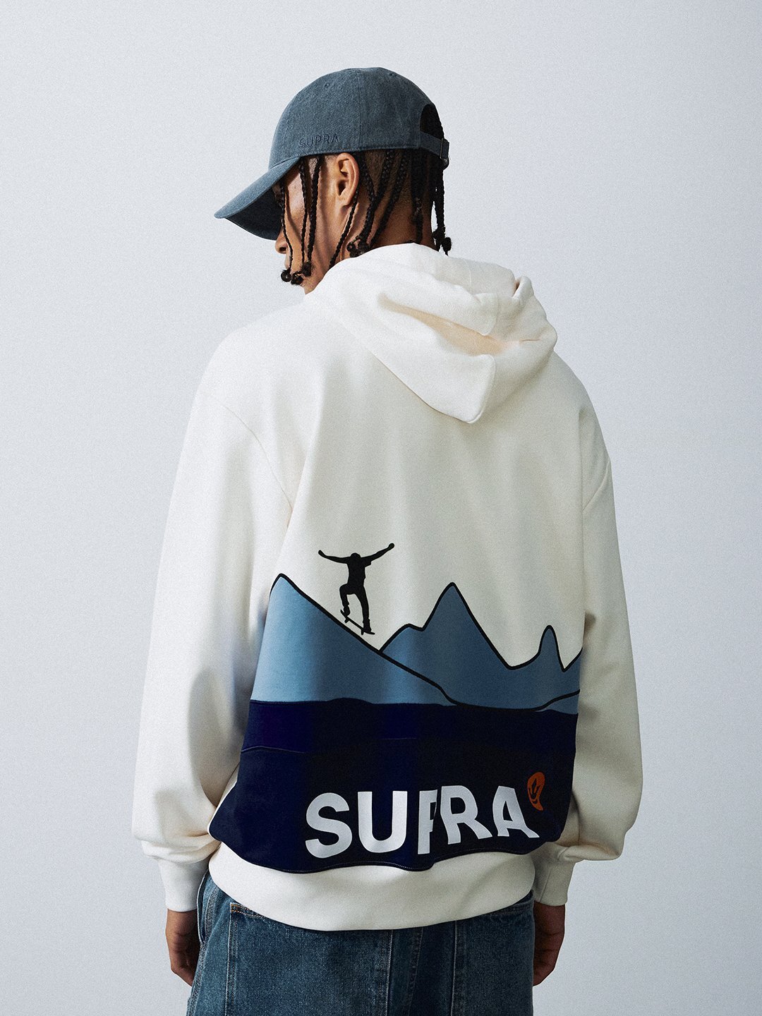 HOODIE/ZIPUP - F&F Co.