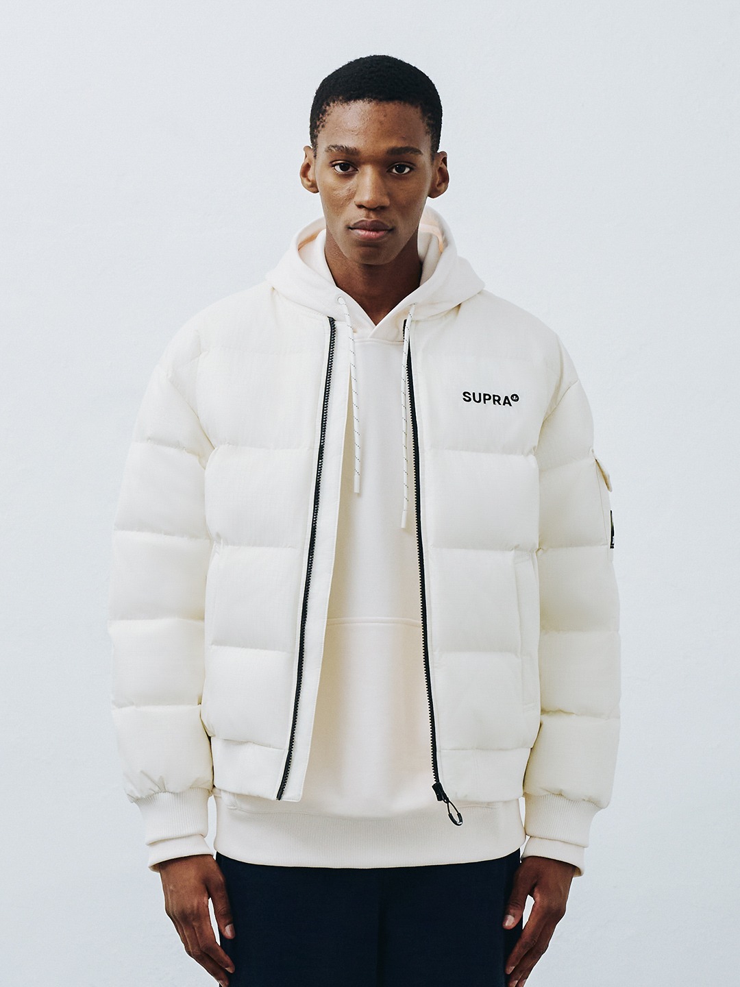 Audire ホワイト クロップドジャケット M Women's Nike Sportswear Phoenix Fleece Cropped Full-Zip Hoodie