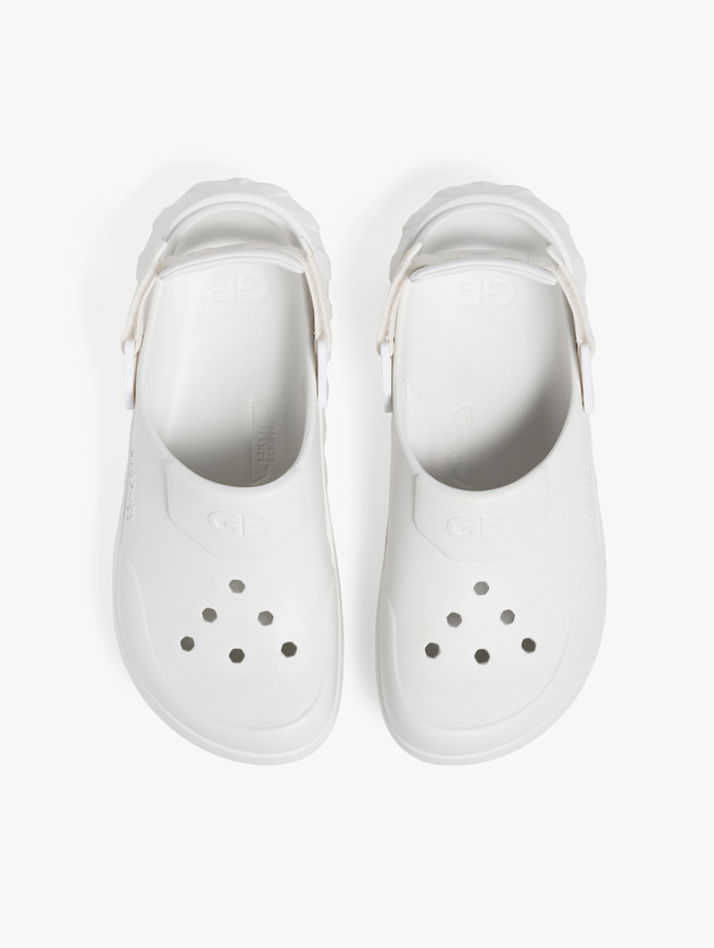 ☆送料無料☆ GOAL STUDIO GB PRO CLOG-WHITE ☆ 시즌 오프 10%] GB PRO CLOG-WHITE - GOALSTUDIO