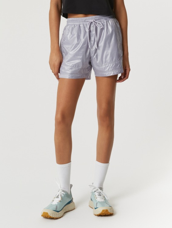 [ACTIVE SALE 40%] GLOSSY MESH LINED SHORTS-LAVENDER
