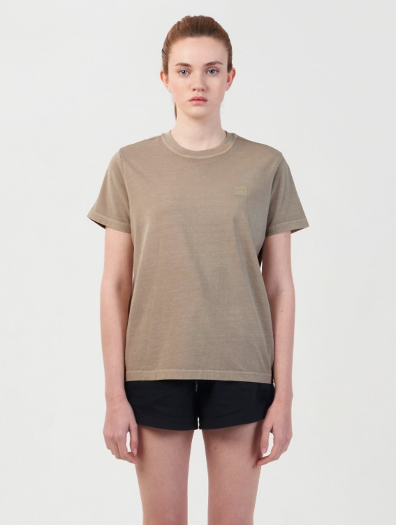 [20%] SIGNATURE WOMENS PIGMENT DYED TEE-LIGHT BEIGE