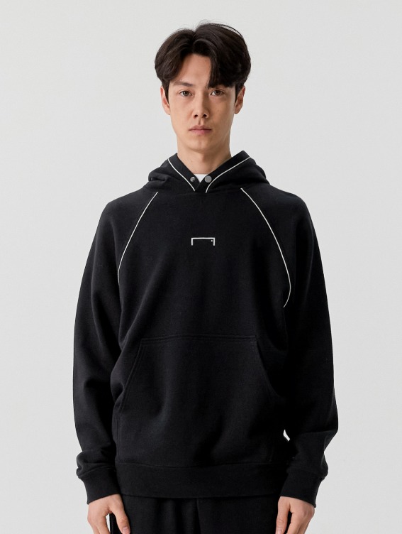 [MID SALE 50%] SMALL LOGO PIPING HOODIE-BLACK