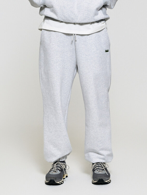 [PACE GOAL 균일가] ESSENTIAL BOX LOGO JOGGER-MELANGE GREY