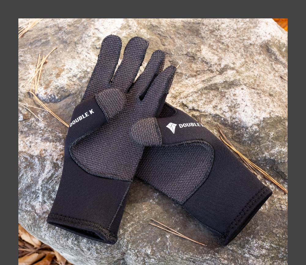 gloves detail image-S1L3