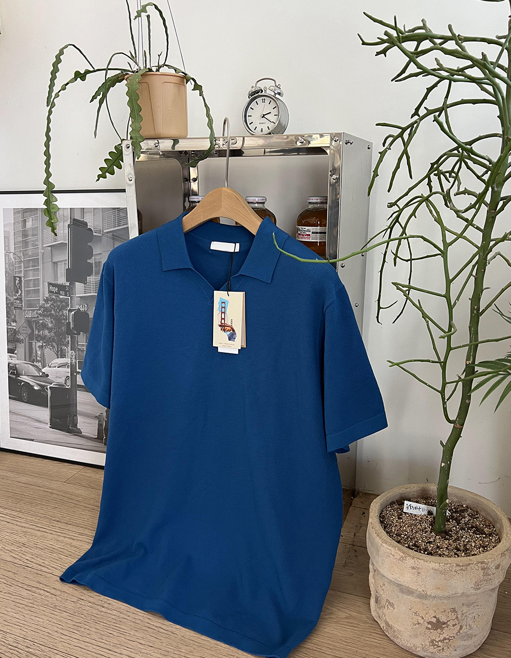 반팔 티셔츠 네이비블루 색상 이미지-S1L5