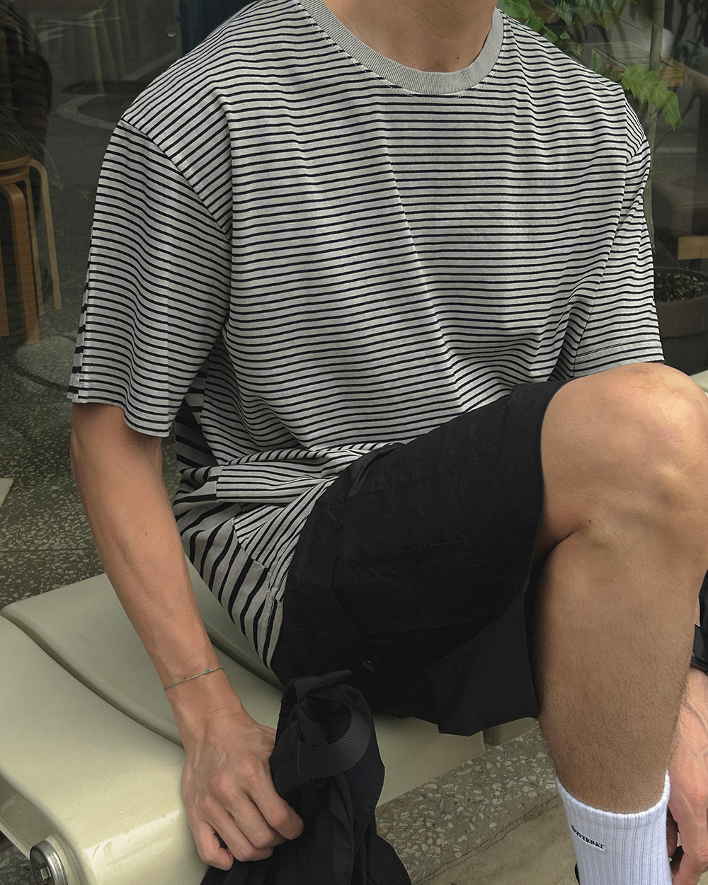 시계 모델 착용 이미지-S1L33