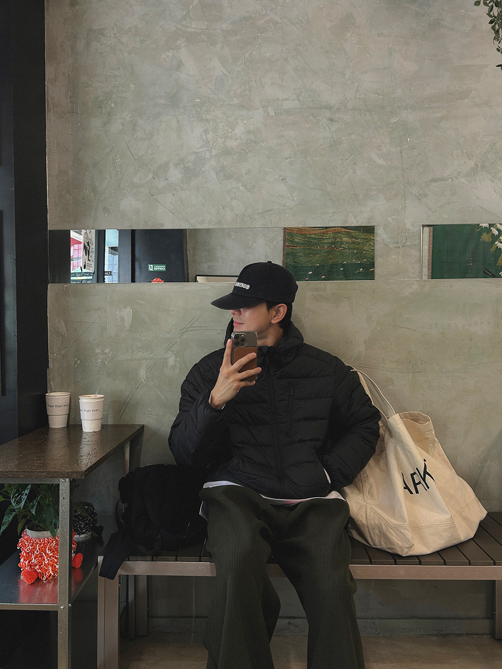 재킷 모델 착용 이미지-S1L17