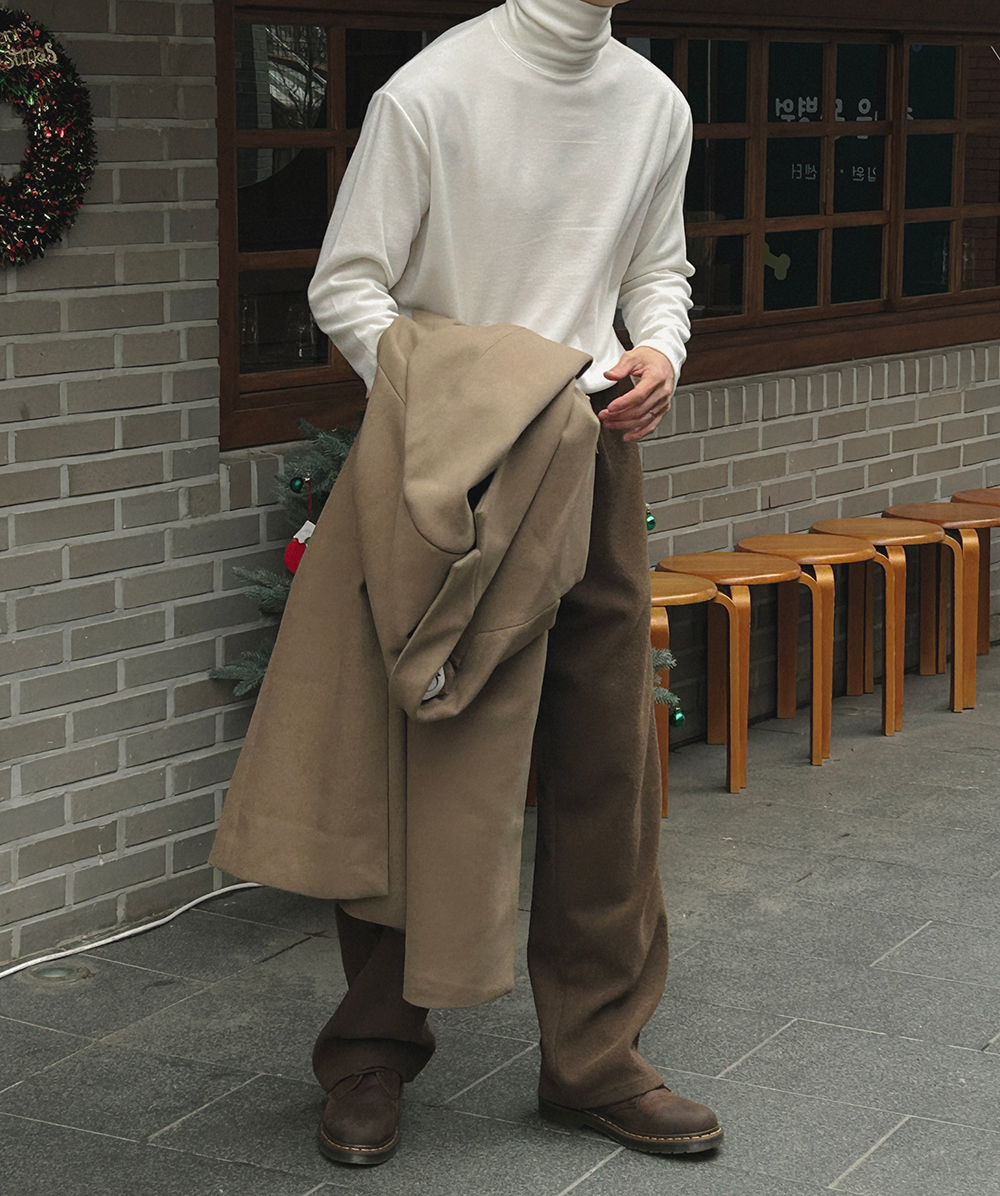 긴팔 티셔츠 모델 착용 이미지-S1L200