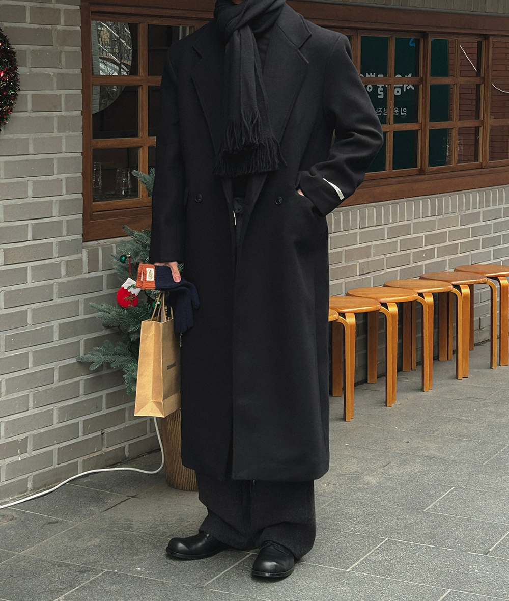 긴팔 티셔츠 모델 착용 이미지-S1L145