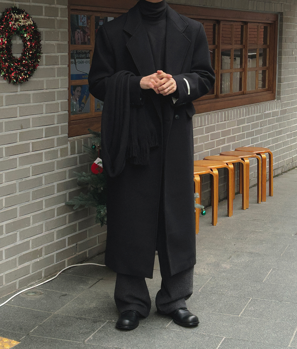 긴팔 티셔츠 모델 착용 이미지-S1L155