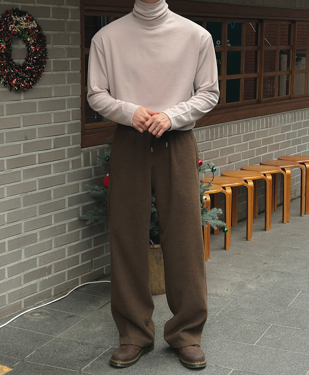 긴팔 티셔츠 모델 착용 이미지-S1L234