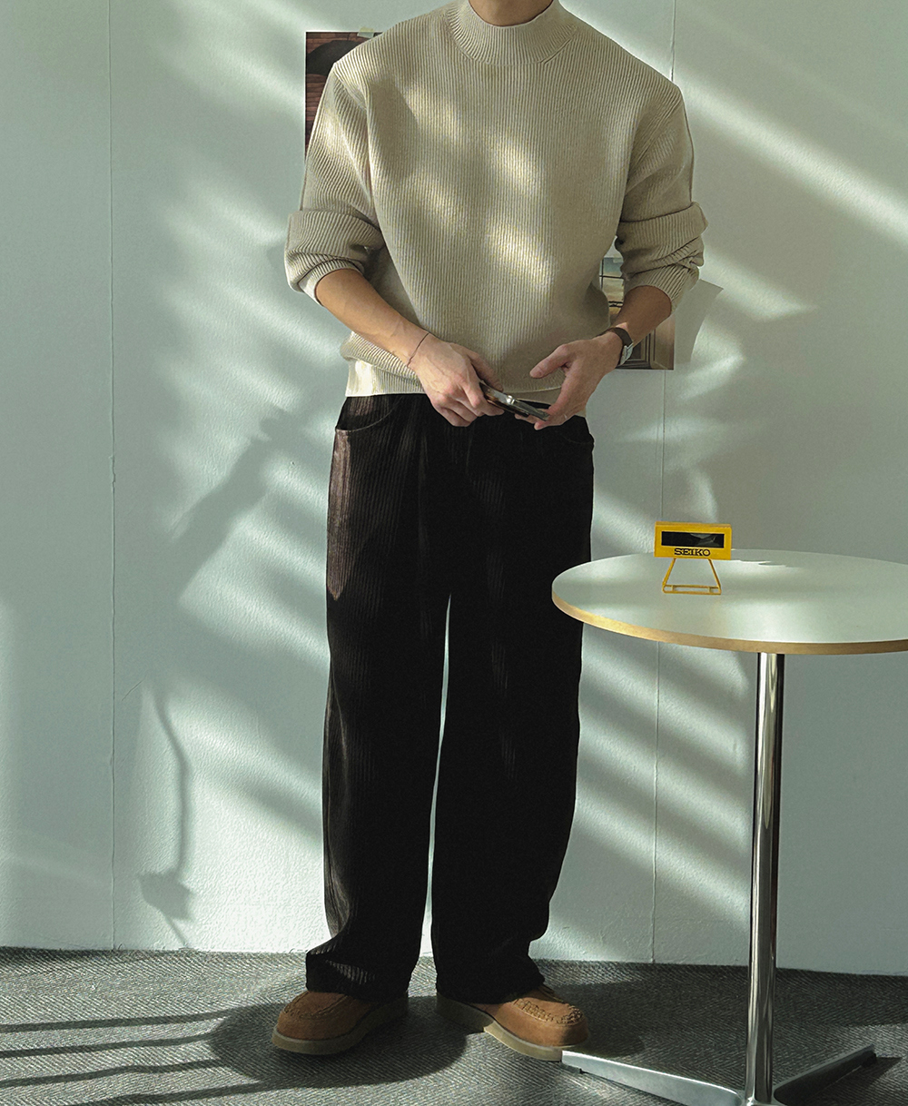 바지 모델 착용 이미지-S1L70