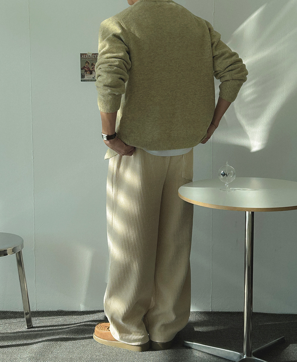 바지 모델 착용 이미지-S1L91