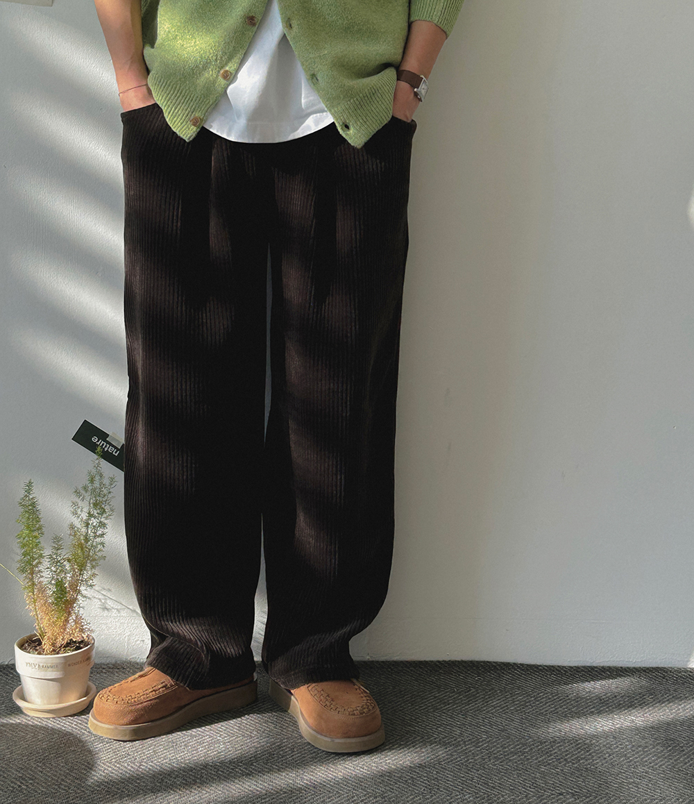 바지 모델 착용 이미지-S1L44