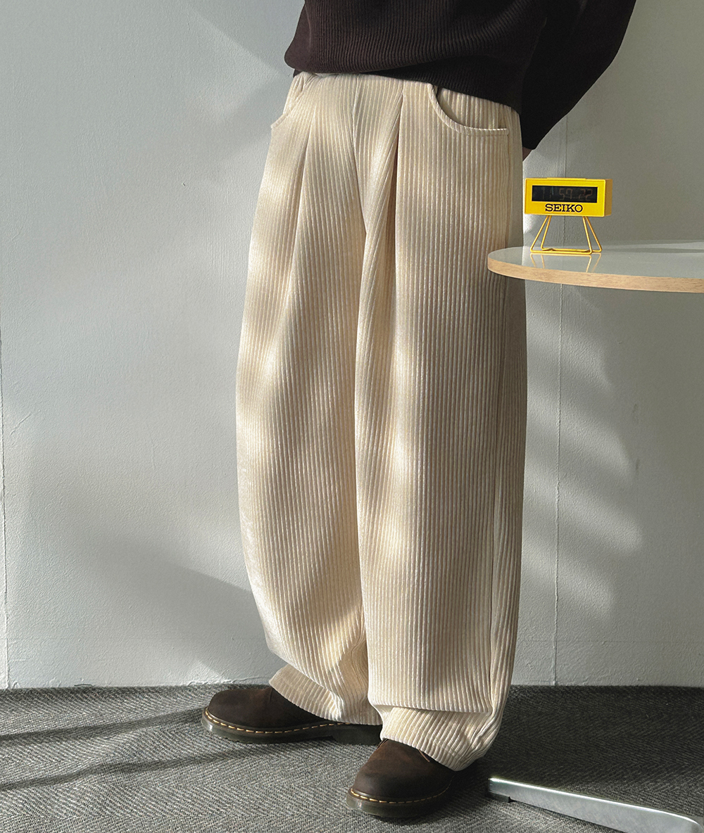 바지 모델 착용 이미지-S1L108