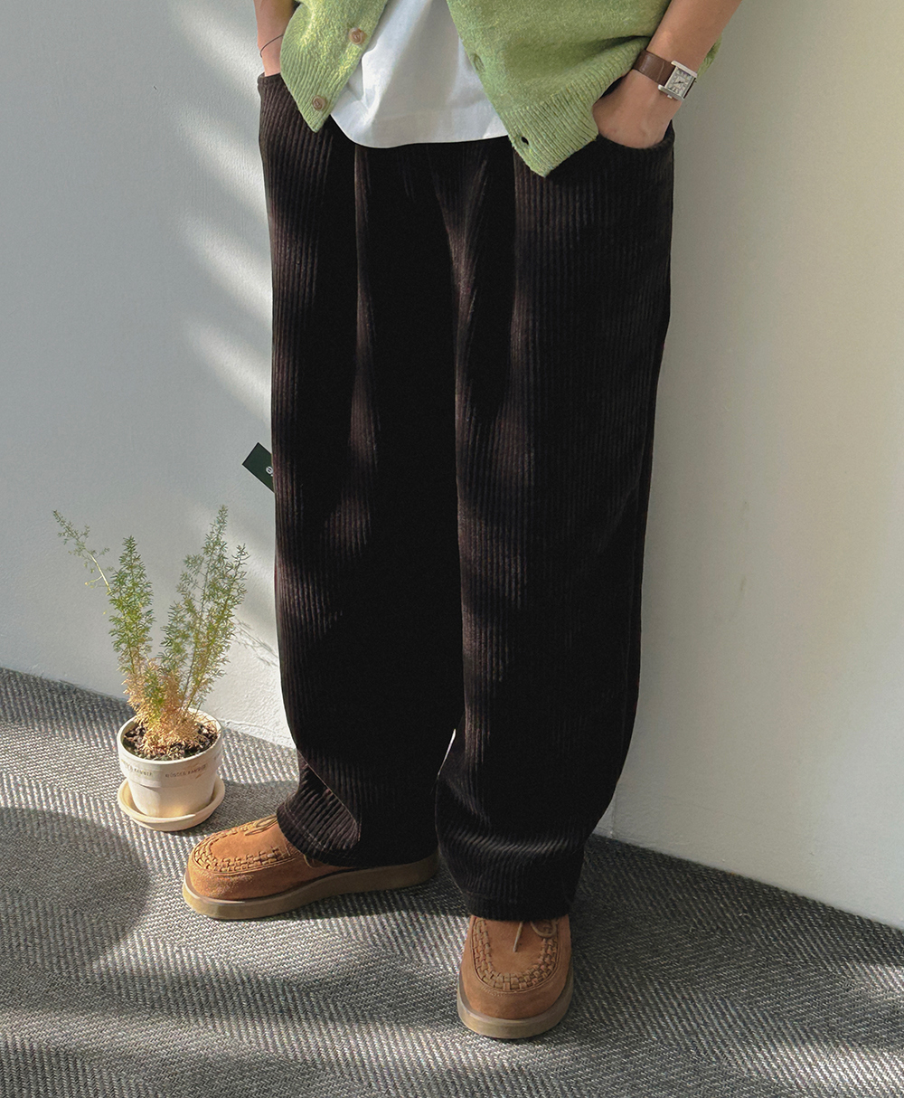 바지 모델 착용 이미지-S1L45