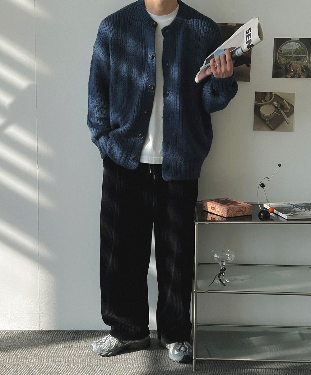 긴팔 티셔츠 모델 착용 이미지-S1L23