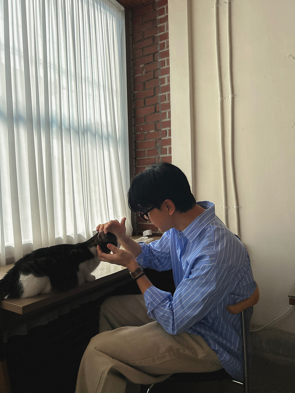 악세사리 모델 착용 이미지-S1L16