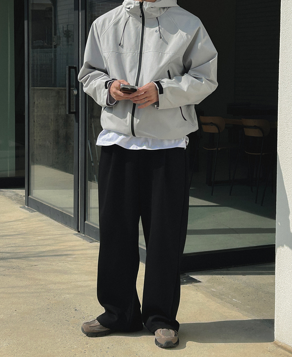 긴팔 티셔츠 모델 착용 이미지-S1L43