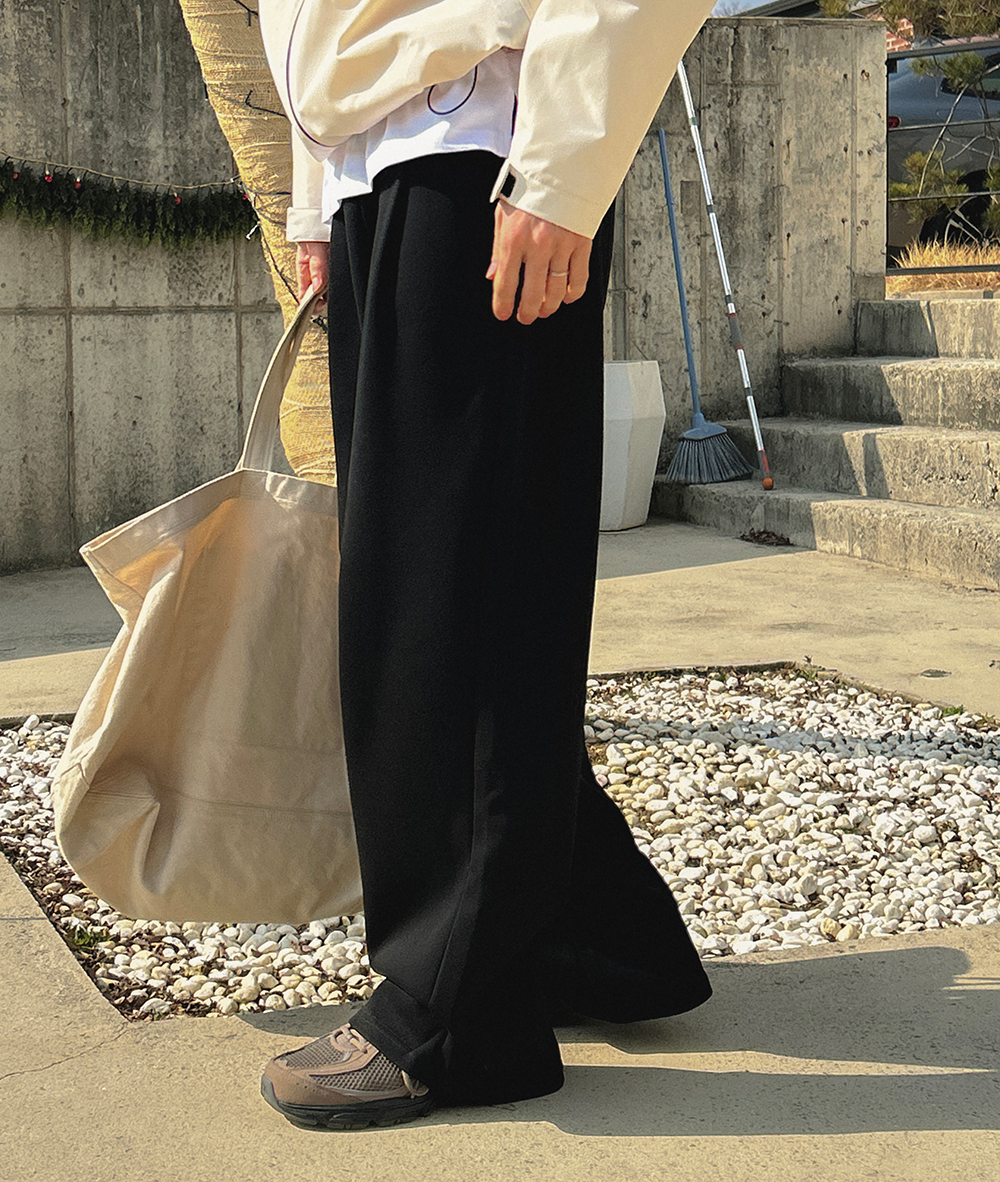 긴팔 티셔츠 모델 착용 이미지-S1L33