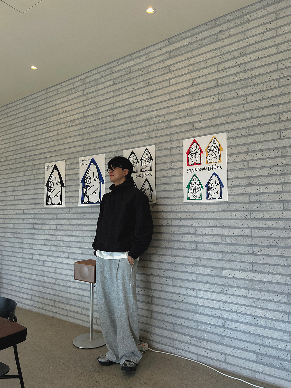 긴팔 티셔츠 모델 착용 이미지-S1L16